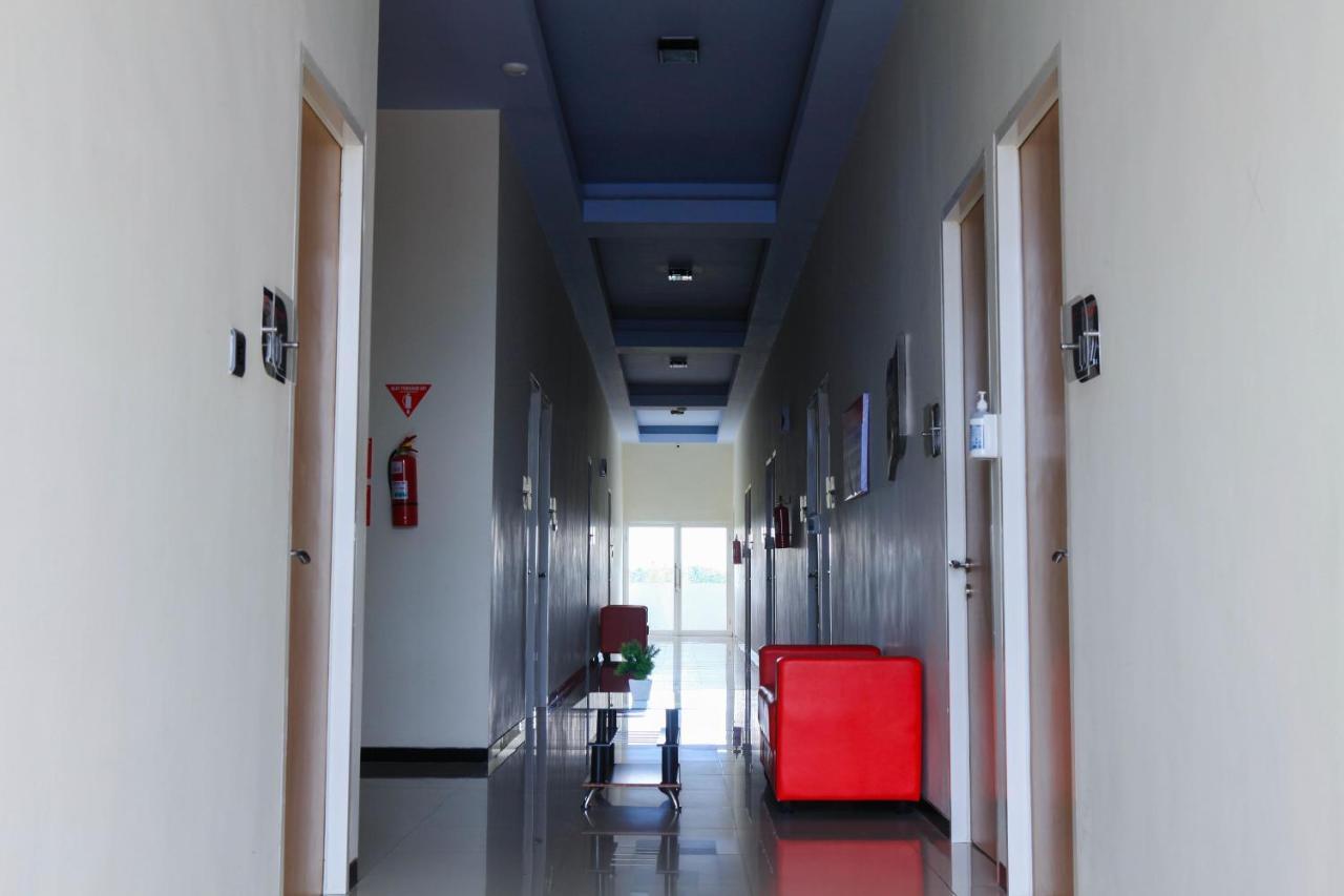 מאלאנג D'Shario Hotel Kepanjen מראה חיצוני תמונה