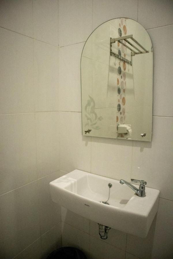 מאלאנג D'Shario Hotel Kepanjen מראה חיצוני תמונה
