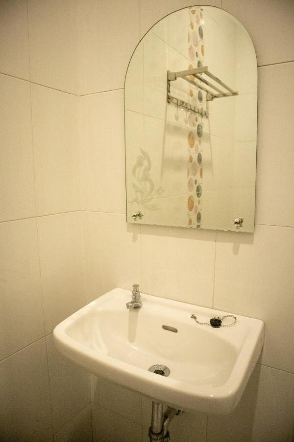 מאלאנג D'Shario Hotel Kepanjen מראה חיצוני תמונה